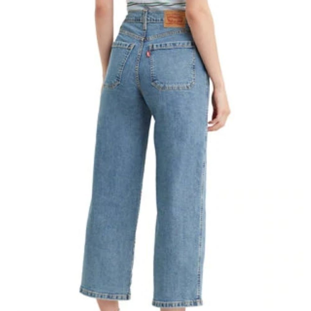 Levi's Women's Mile High Cropped Wide Leg Jeans - Picture 4 of 4